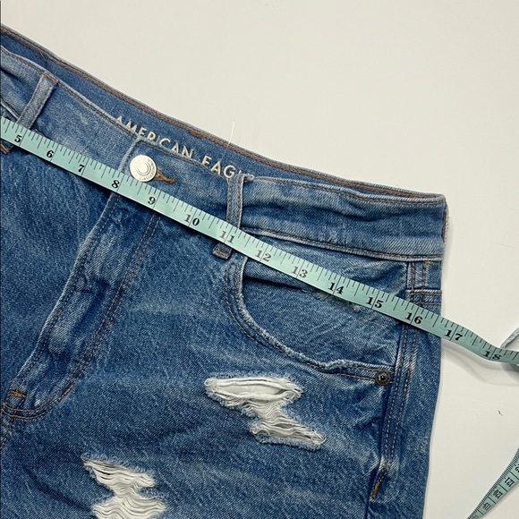 American Eagle Outfitters Distressed Denim Shorts - Picture 8 of 10